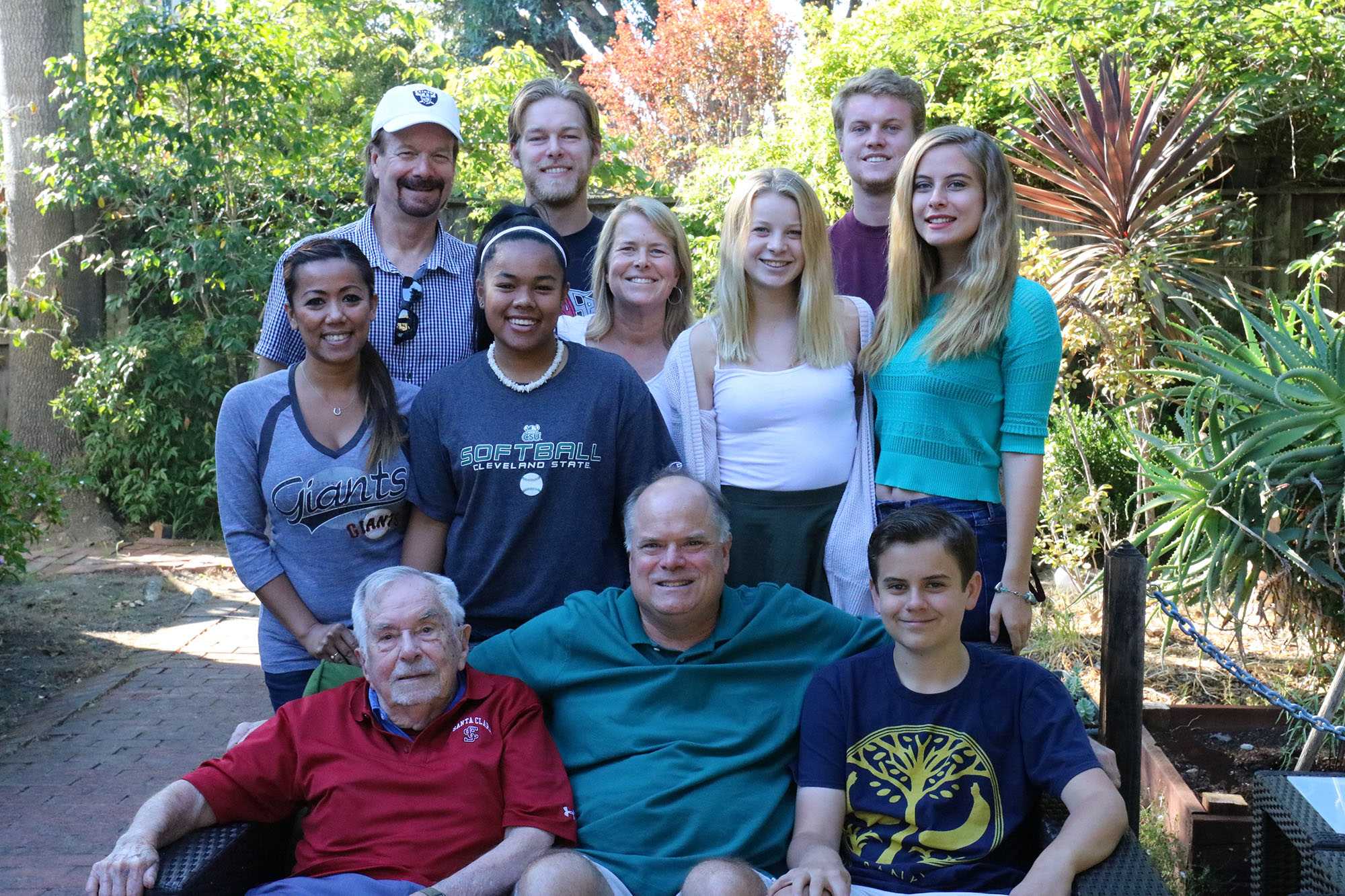 The+Swezey+family+comes+together+for+a+family+barbeque+on+labor+day.+Top+row+from+left%3A+Matthew+Fogarty%2C+Drake+Swezey%2C+Kirk+Swezey.+Middle+row+from+left%3A+Sophie+Swezey%2C+Michaela+Fogarty%2C+Megan+Fogarty%2C+Dhesya+Swezey%2C+Weinda+Swezey.+Bottom+row+from+left%3A+Kyle+Swezey%2C+Rory+Swezey%2C+Lawrence+Swezey.+Photo+by+Sophie+Nakai.