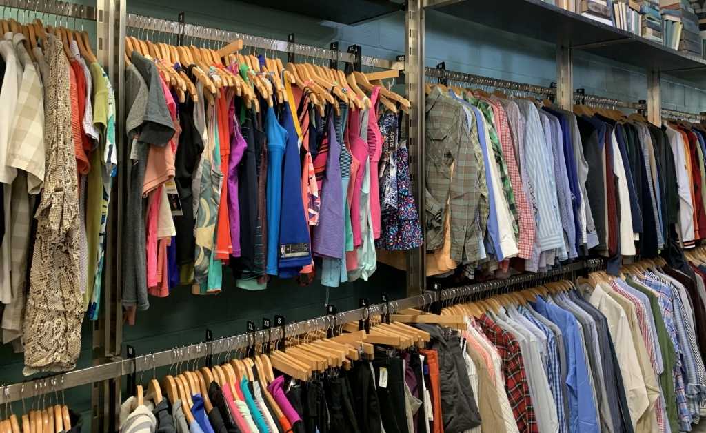 Santa Cruz Avenue: Exploring thrift stores in Menlo Park